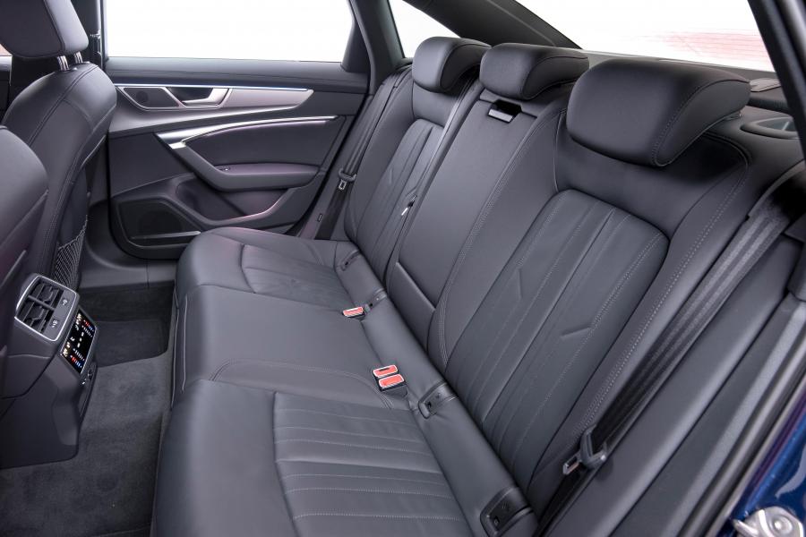 Интерьер Audi A6 40 TDI S-Line (C8) 2020 года  (ZA) (фото 23 из 40)